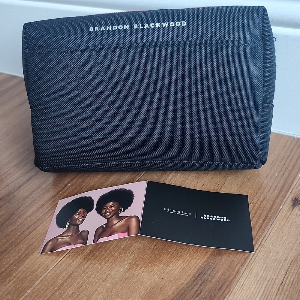 Brandon Blackwood - AmerIcan Airline Amenity Pouch NWT